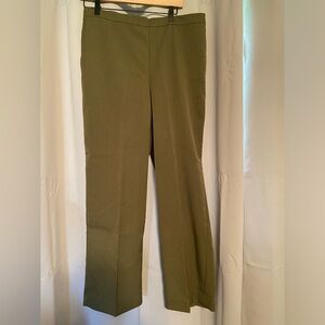 NWT Alfred Dunner olive pants. 14 petite